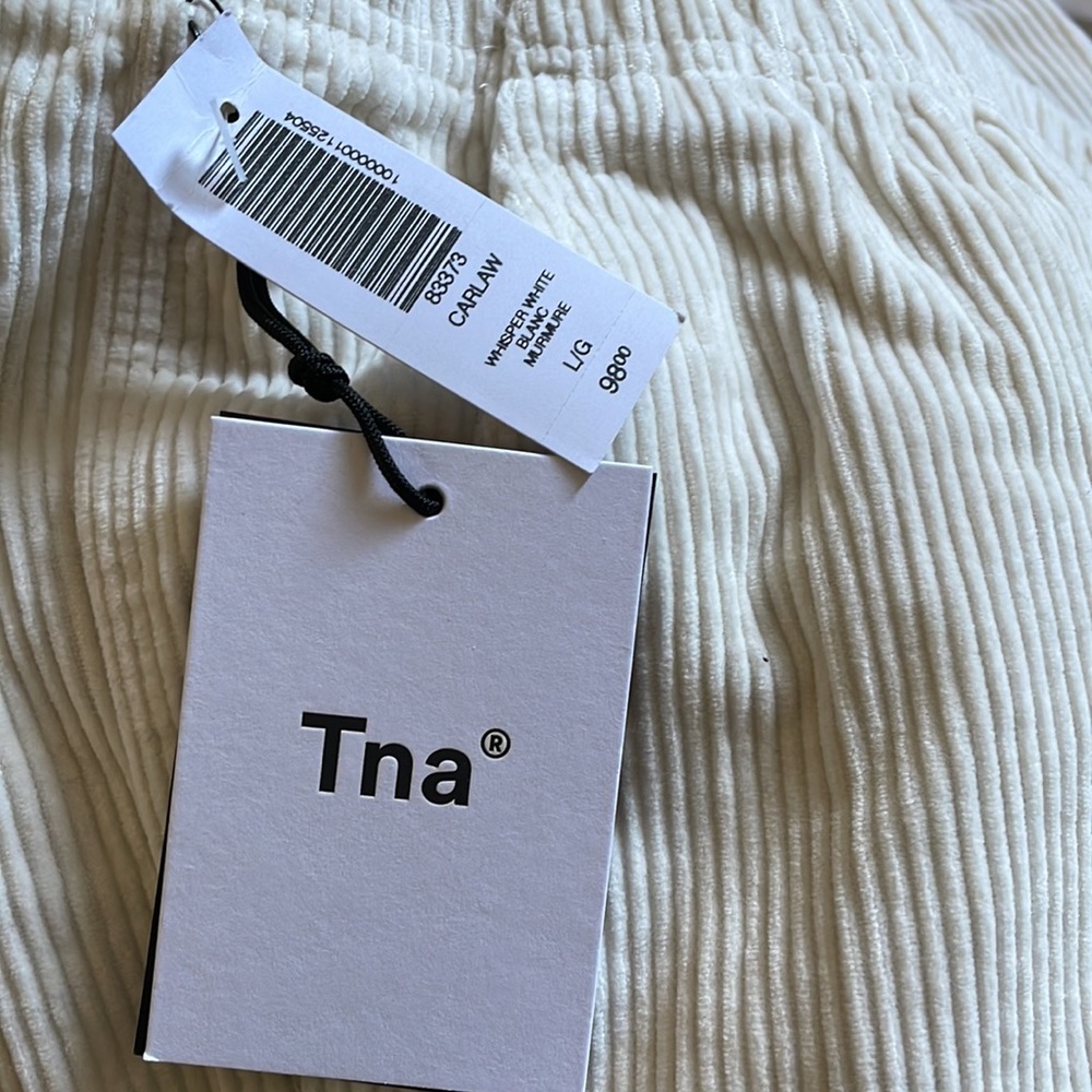 BNWT Aritzia TNA Carlaw Pant in Whisper White